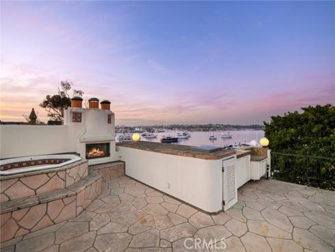 501 W Edgewater   Avenue, Newport Beach, CA