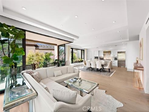 1431  Santa Barbara   Drive, Newport Beach, CA