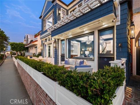 505 W Edgewater   Avenue, Newport Beach, CA