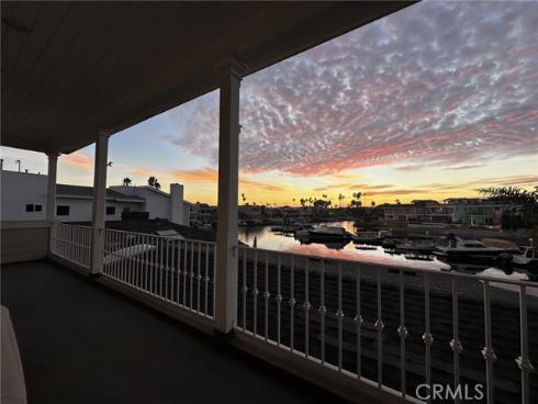 56  Balboa Coves  , Newport Beach, CA