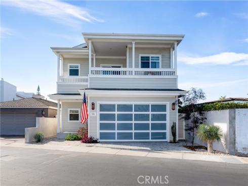 56 Balboa Coves , Newport Beach, CA