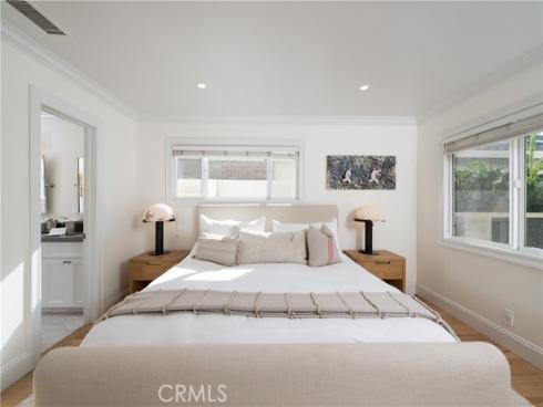 56 Balboa Coves , Newport Beach, CA