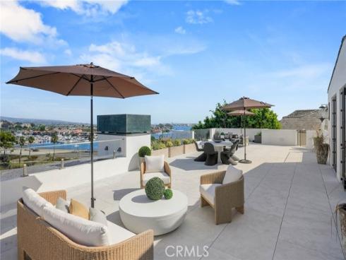 112  Kings   Place, Newport Beach, CA