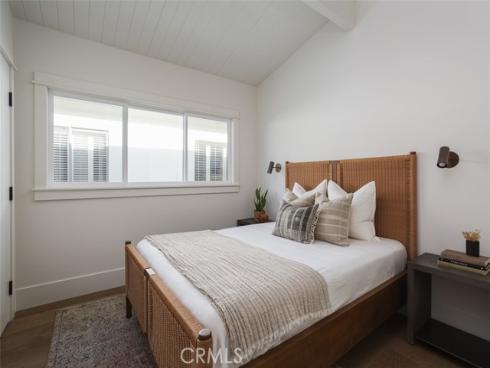 121  45th   Street, Newport Beach, CA