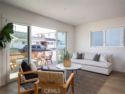 121  45th   Street, Newport Beach, CA