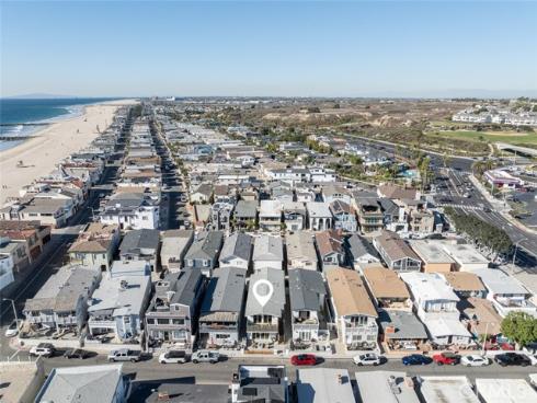 121  45th   Street, Newport Beach, CA