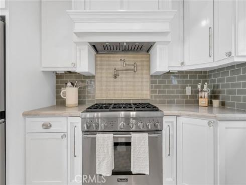 331  Walnut   Street, Newport Beach, CA