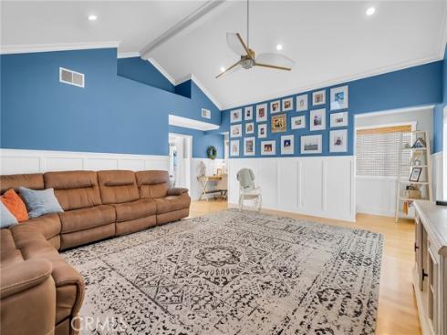 331  Walnut   Street, Newport Beach, CA