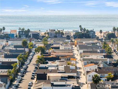 331  Walnut   Street, Newport Beach, CA