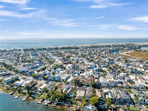 331  Walnut   Street, Newport Beach, CA