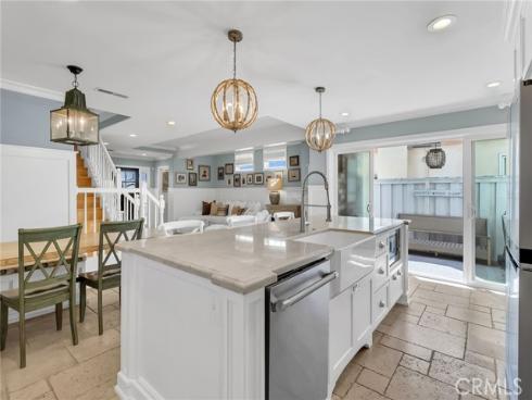 331  Walnut   Street, Newport Beach, CA