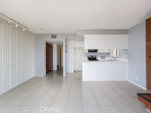 1811 W Bay   Avenue, Newport Beach, CA