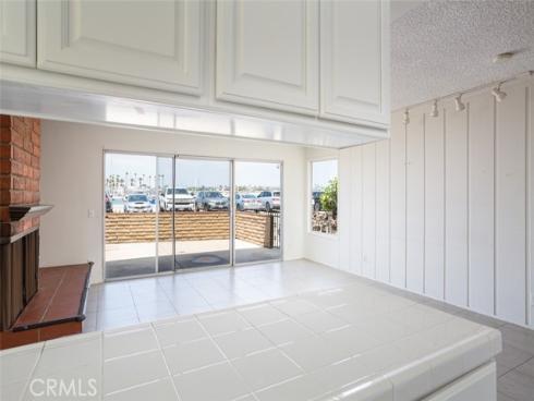 1811 W Bay   Avenue, Newport Beach, CA