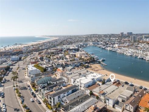 1811 W Bay   Avenue, Newport Beach, CA