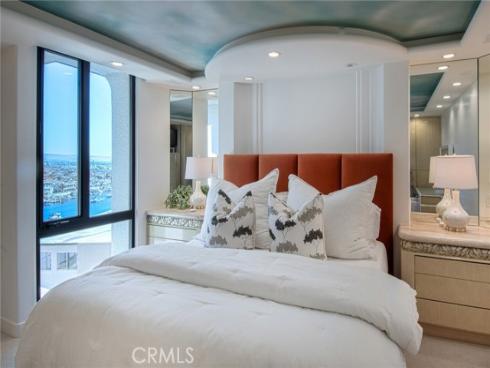 601  Lido Park  9D  Drive, Newport Beach, CA