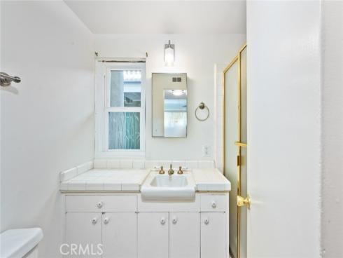 114 Onyx Avenue, Newport Beach, CA