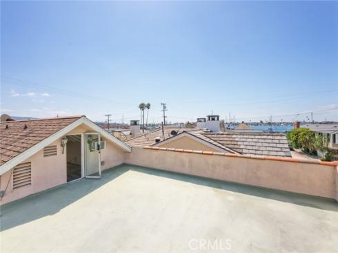 114 Onyx Avenue, Newport Beach, CA