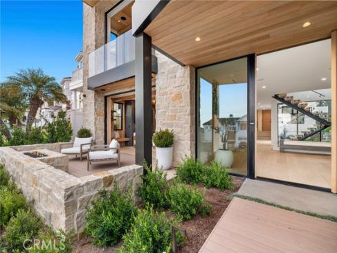 302  Kings   Road, Newport Beach, CA