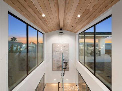 302  Kings   Road, Newport Beach, CA