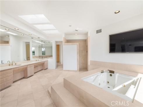 2  Inverness   Lane, Newport Beach, CA