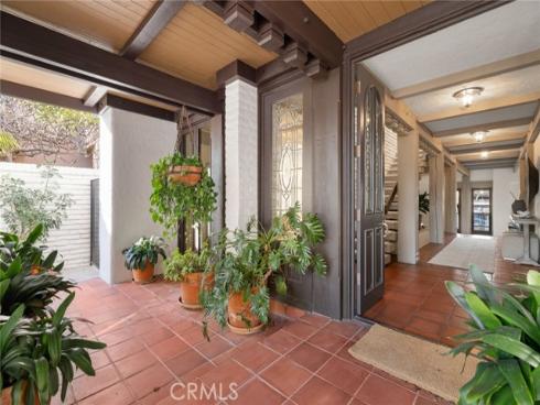 47  Linda Isle  , Newport Beach, CA