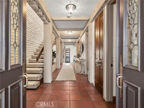 47  Linda Isle  , Newport Beach, CA