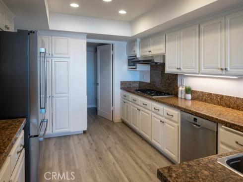 2175 Vista Entrada , Newport Beach, CA