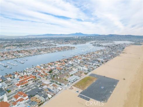 1232 W Oceanfront  , Newport Beach, CA