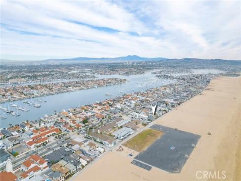 1232 W Oceanfront  , Newport Beach, CA