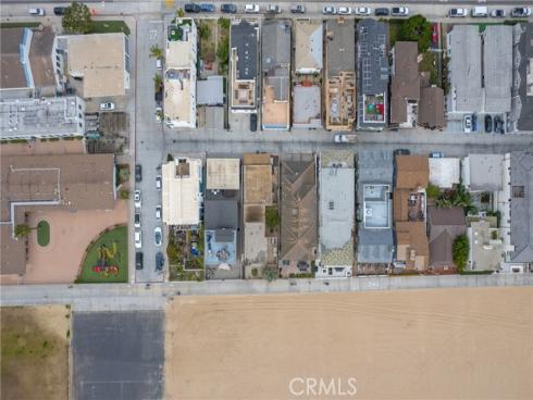 1232 W Oceanfront  , Newport Beach, CA