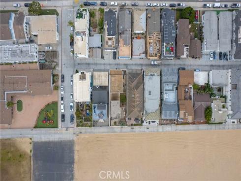 1232 W Oceanfront  , Newport Beach, CA