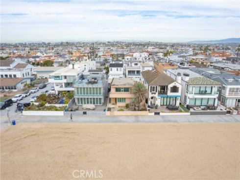 1232 W Oceanfront  , Newport Beach, CA