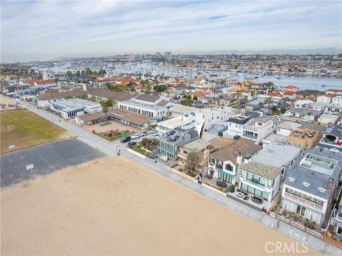 1232 W Oceanfront  , Newport Beach, CA