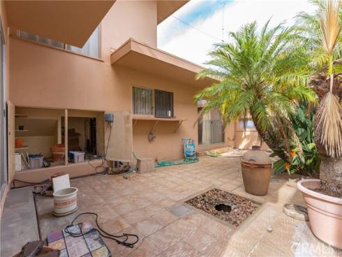 1232 W Oceanfront  , Newport Beach, CA