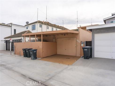 1232 W Oceanfront  , Newport Beach, CA