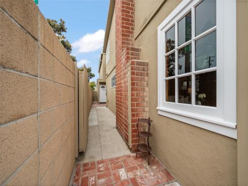 205 40th Street, Newport Beach, CA