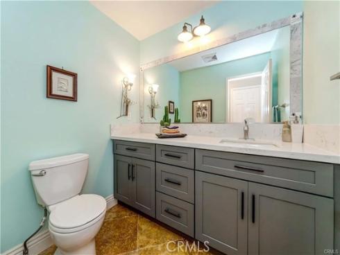 16 Lucerne 28 , Newport Beach, CA