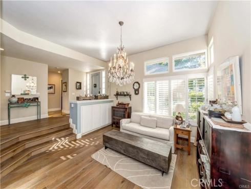 16 Lucerne 28 , Newport Beach, CA