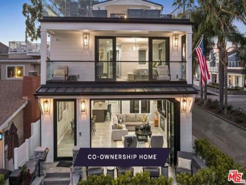 121  Emerald  1  Avenue, Newport Beach, CA