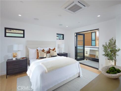 106  33rd   Street, Newport Beach, CA