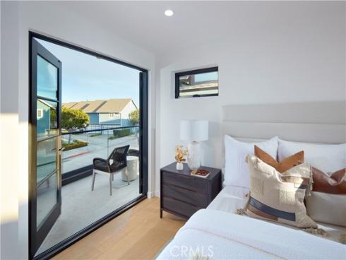 106  33rd   Street, Newport Beach, CA