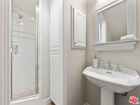 506 W Oceanfront  , Newport Beach, CA