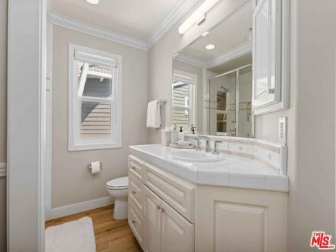 506 W Oceanfront  , Newport Beach, CA