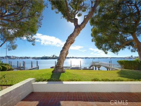 20  Harbor   Island, Newport Beach, CA