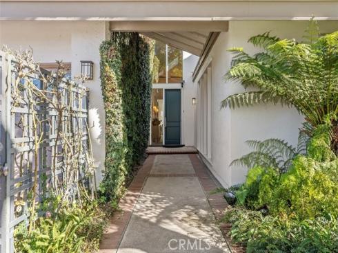 6  Rue Marseille  , Newport Beach, CA