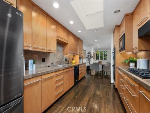 6  Rue Marseille  , Newport Beach, CA