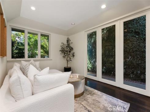 6  Rue Marseille  , Newport Beach, CA