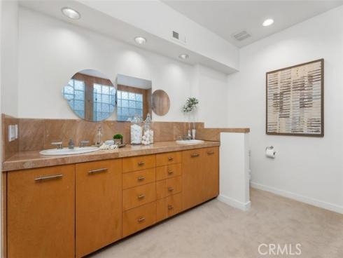 6  Rue Marseille  , Newport Beach, CA