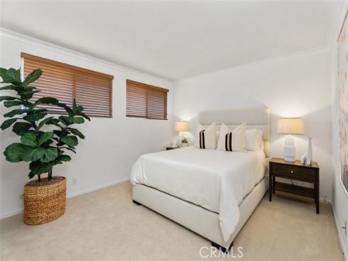 6  Rue Marseille  , Newport Beach, CA