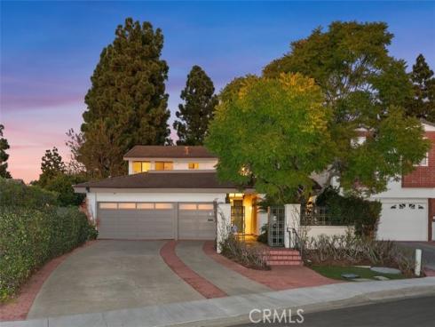 6  Rue Marseille  , Newport Beach, CA